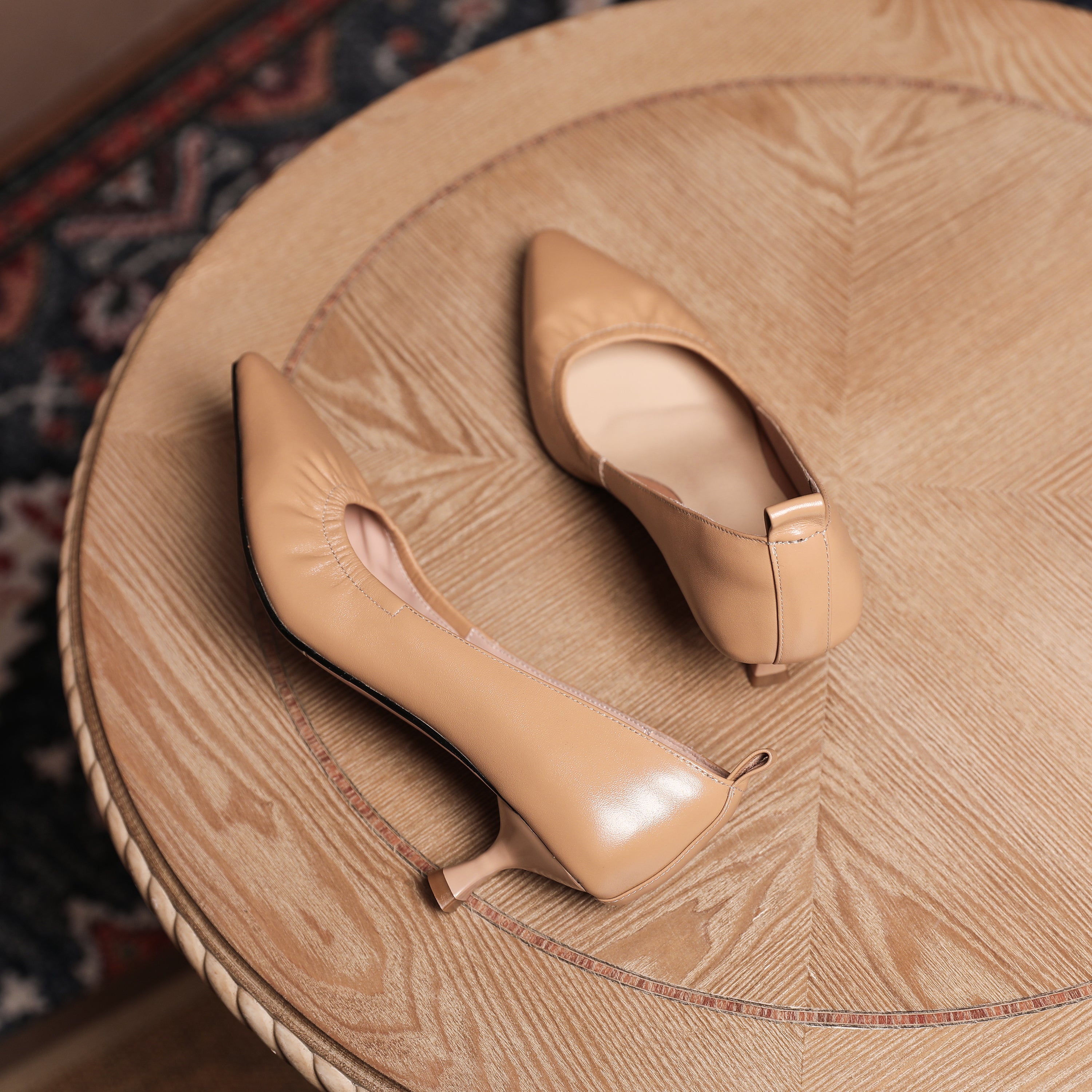 TinaCus Women's Genuine Leather Pointed Toe Handmade Stiletto Low Heel